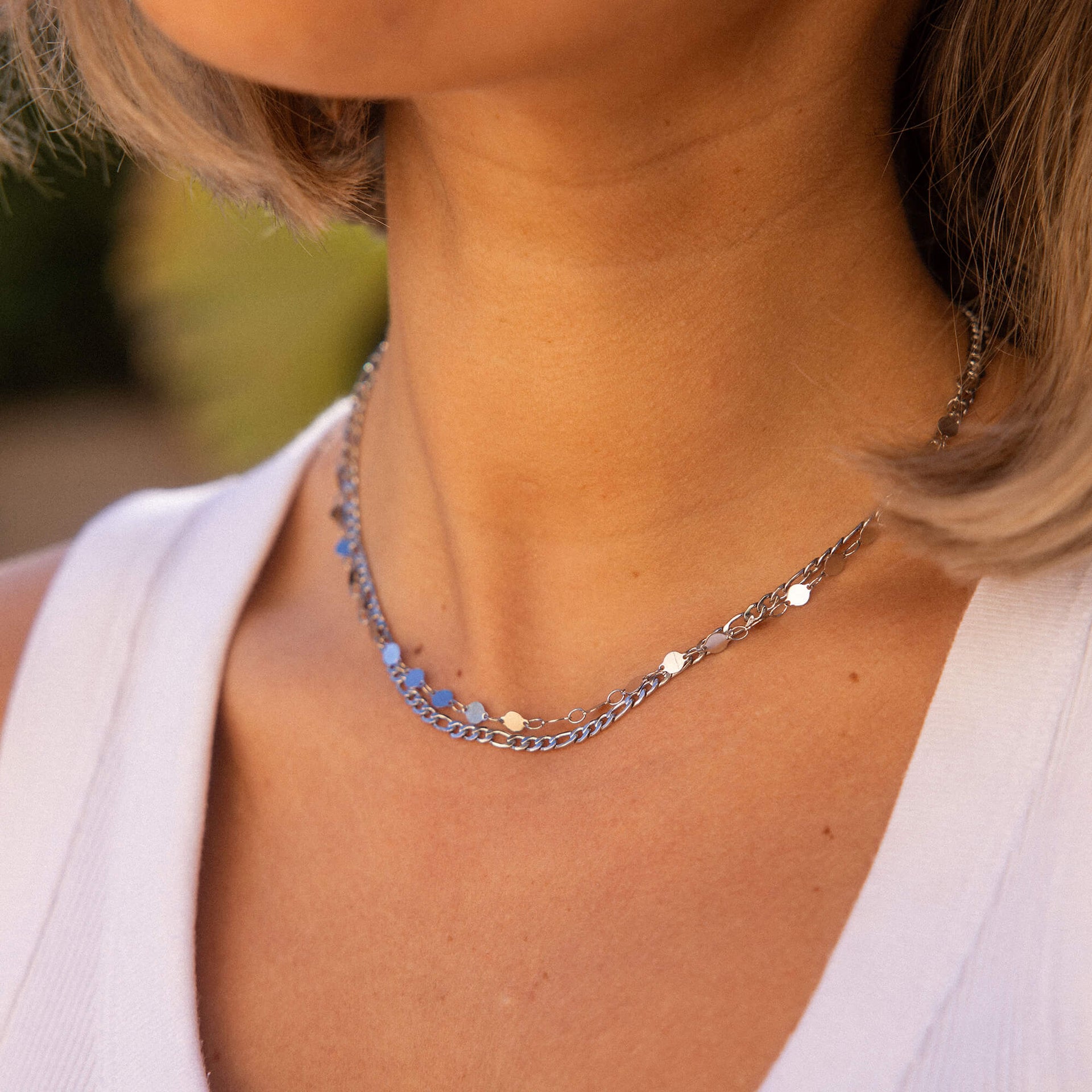 PURELEI Basic Ketten Set aus nickelfreiem, silbernem Edelstahl mit filigranen Plättchen, getragen am Hals, elegant und minimalistisch