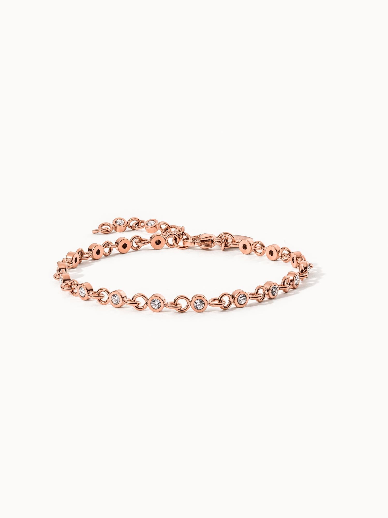 Roségoldenes Armband mit funkelnden Zirkonia von PURELEI, elegant und feminin.