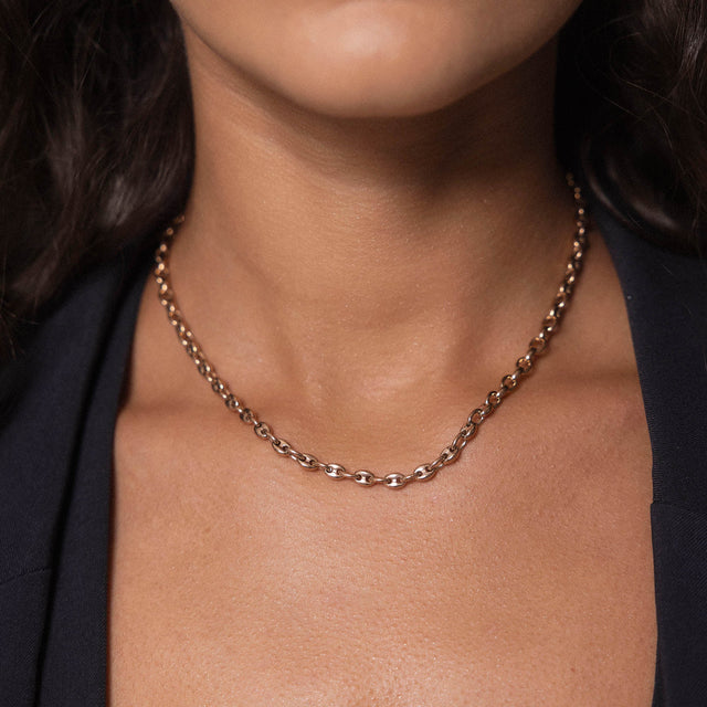 Roségoldene Kette mit geschlossenen Gliedern, elegant und feminin, von PURELEI.