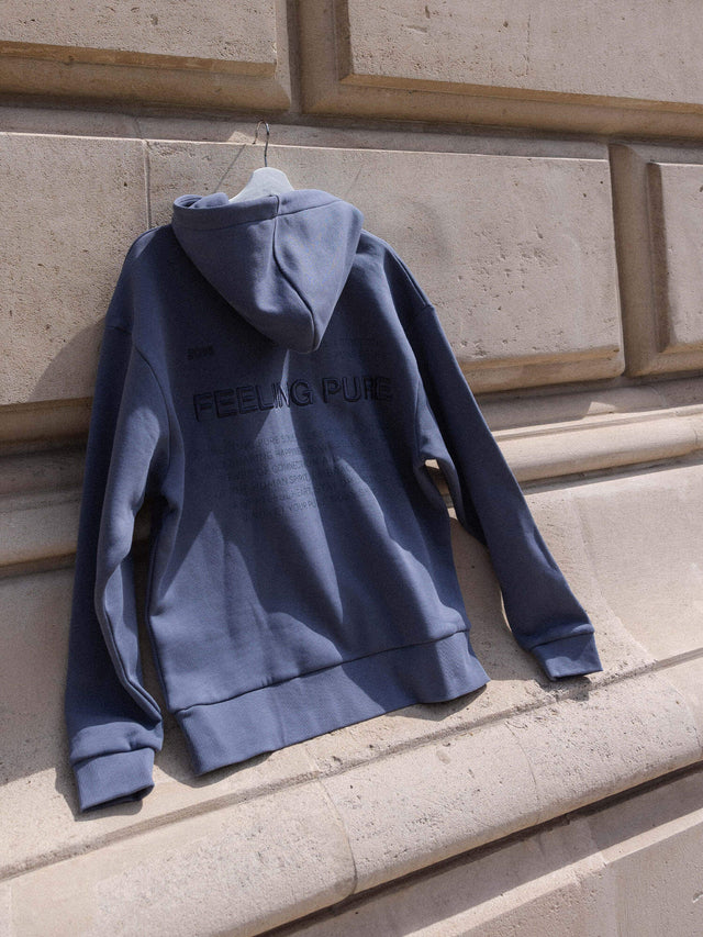 Feeling Pure Hoodie Dark Blue aus Baumwolle und Polyester mit Stickerei, lässig überzogene Passform, PURELEI inspirierend.