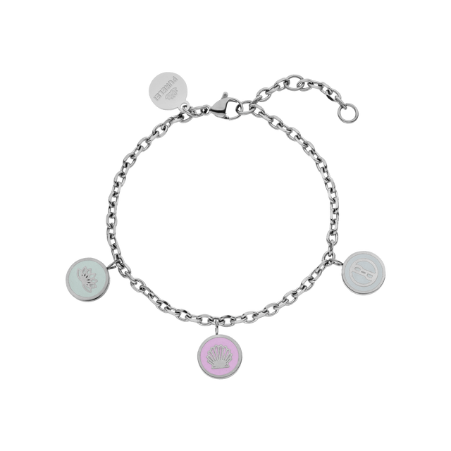 Silbernes Armband mit Muschel-Anhängern von PURELEI, elegant und verspielt.